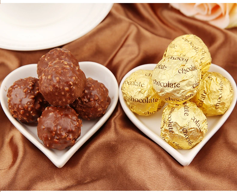 Wholesale New Pattern Chocolate Nut Sandwich Sweet Halal Valentine′s Day Golden Chocolate Ball Candies