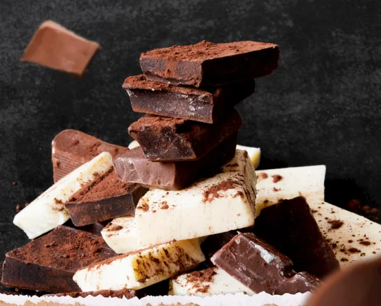 Snickers Chocolate Revestido com Doces de Nozes para o Verão